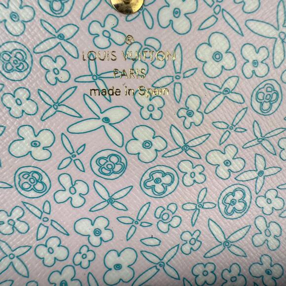 B151💎✨Authentic  Louis Vuitton Sarah Wallet in Monogram Canvas - Picture 6 of 8